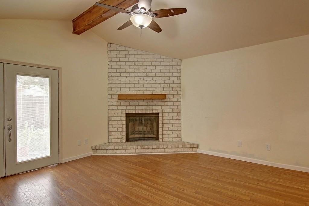 11401 Woodway Creek Dr - Photo 6 of 38