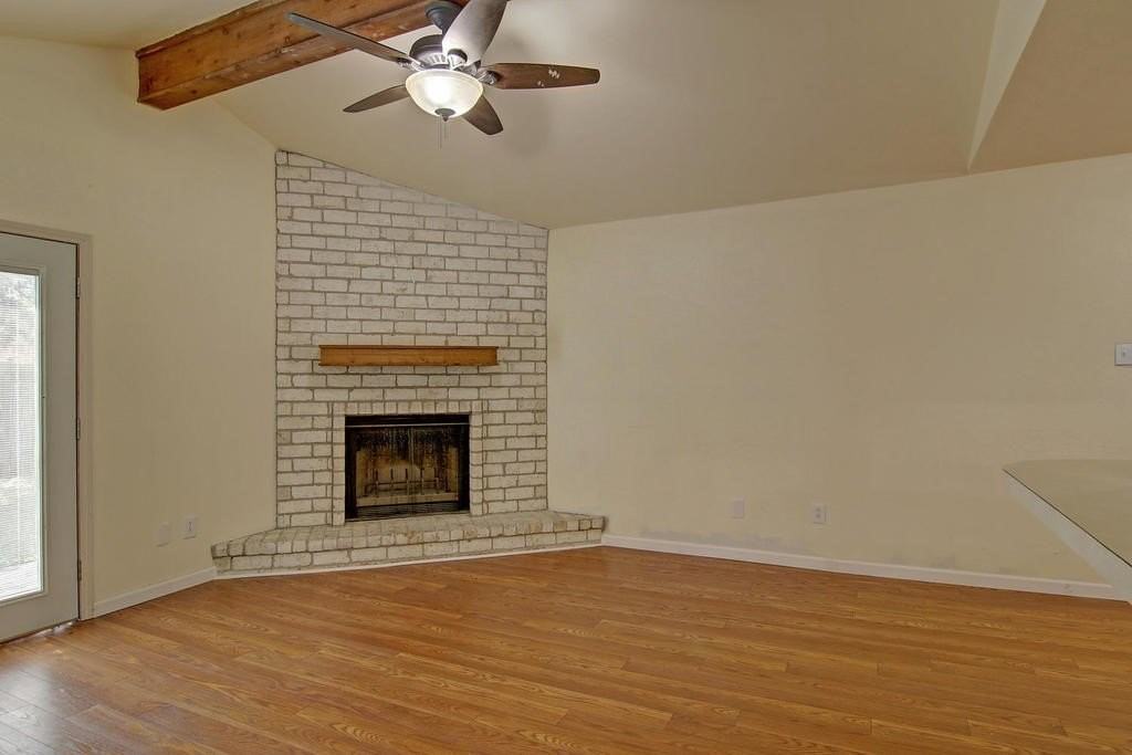 11401 Woodway Creek Dr - Photo 7 of 38