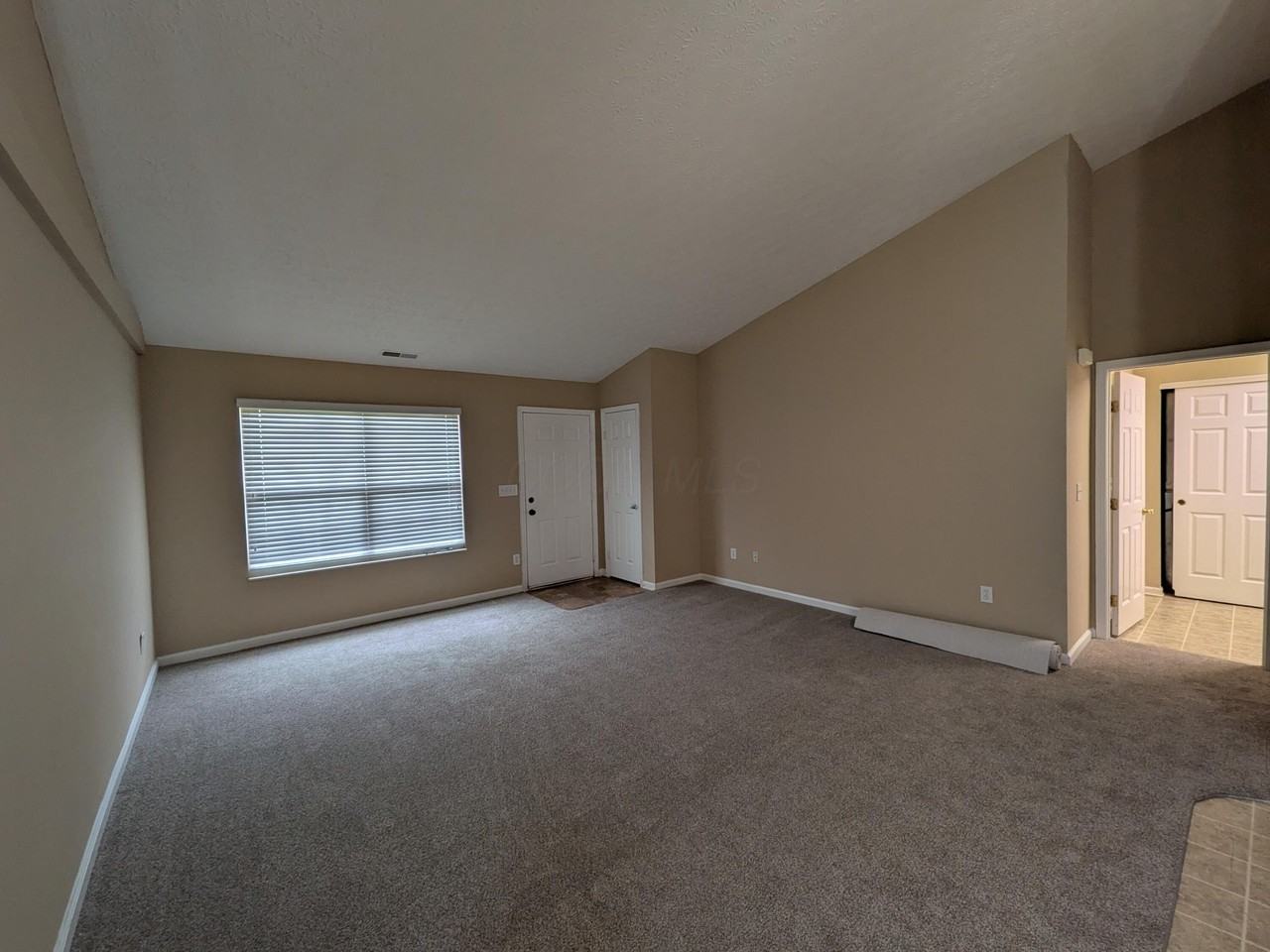 3417 Quinlan Blvd - Photo 2 of 11