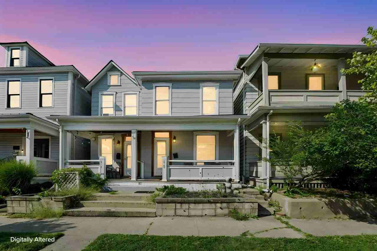 212 W 3rd Ave