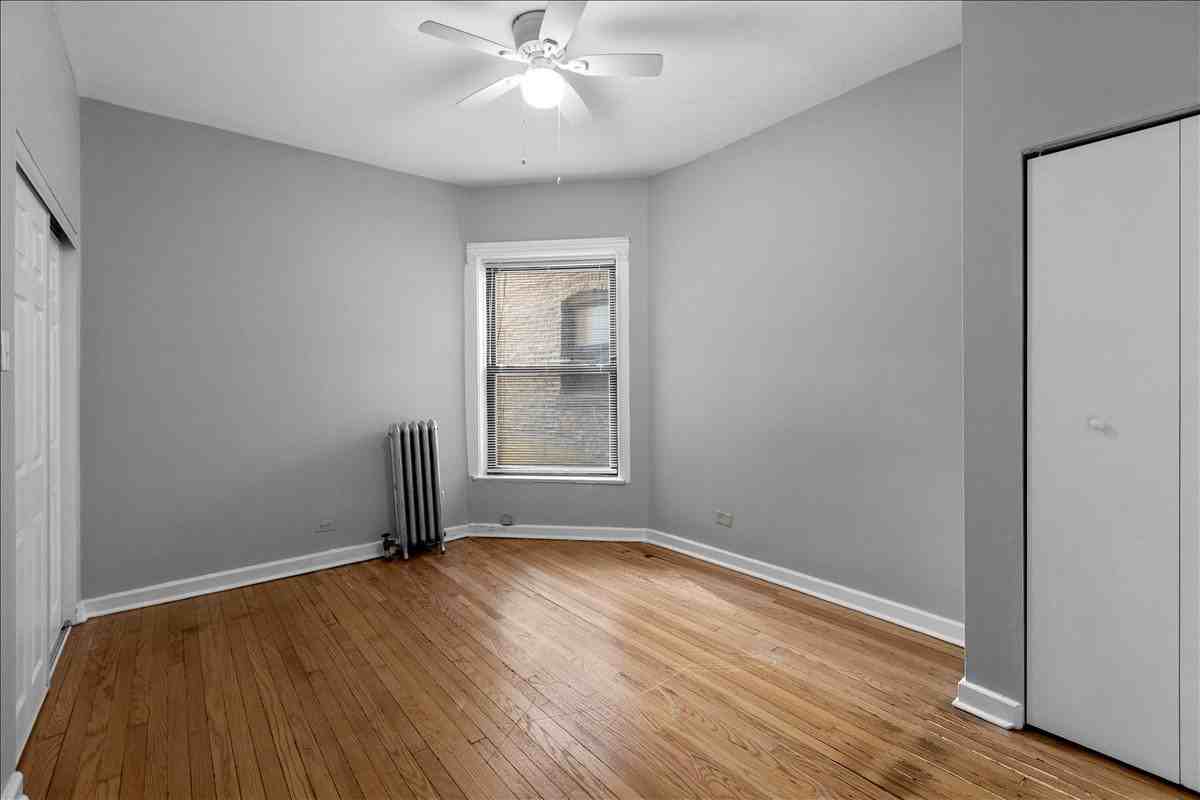 5018 S Blackstone Ave #101 - Photo 7 of 10