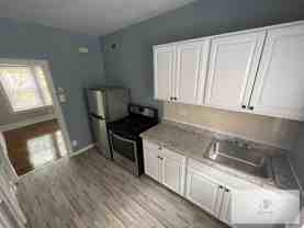 4235 N Lamon Ave - Photo 1 of 1