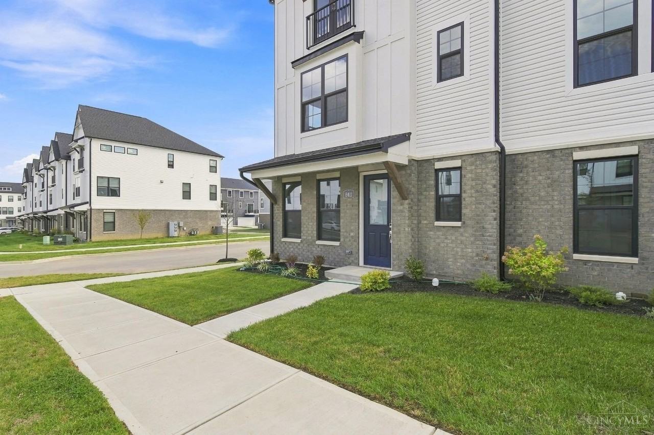 6411 Coverage Ct - Photo 3 of 30
