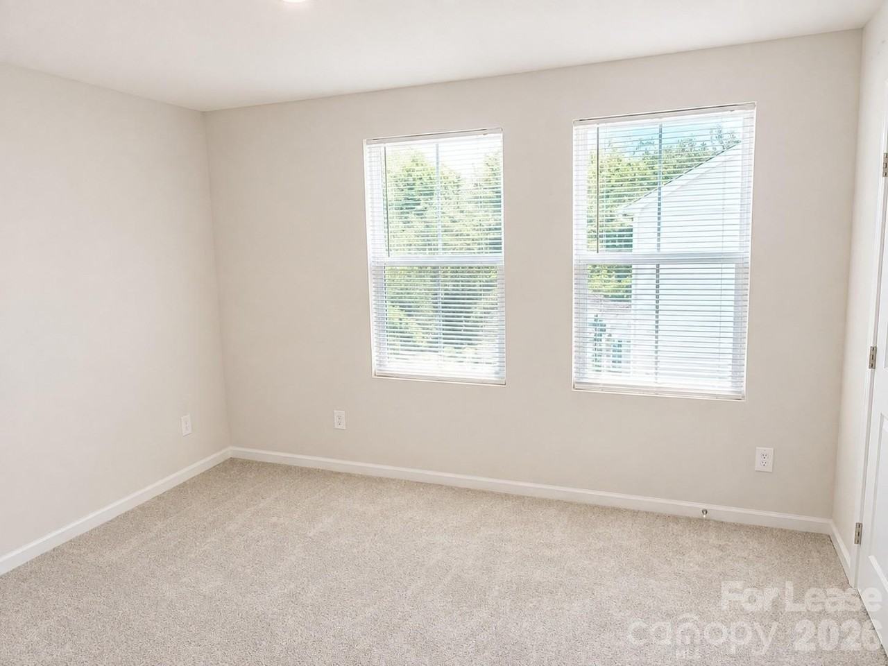 4018 Drakeford Towns Aly - Photo 6 of 12