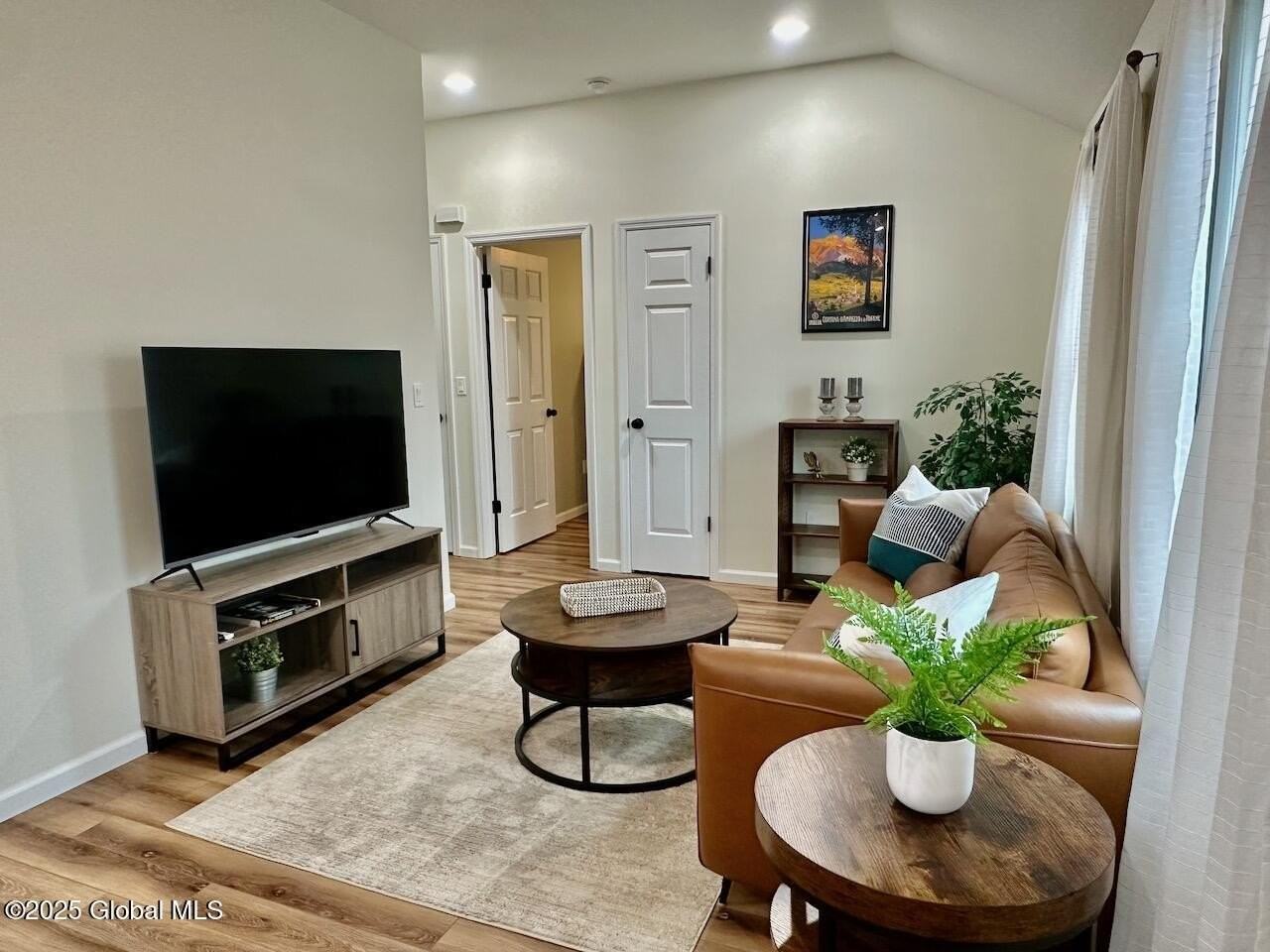 59 S Franklin St #2 - Photo 5 of 30