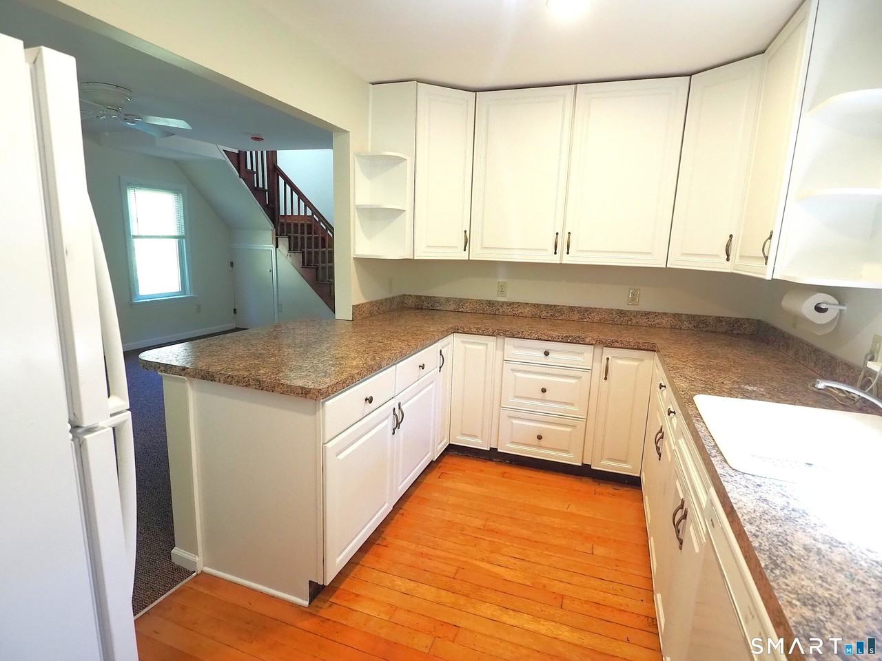 101 Lake Rd - Photo 7 of 25