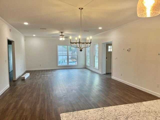 236 Veritas Dr - Photo 3 of 4