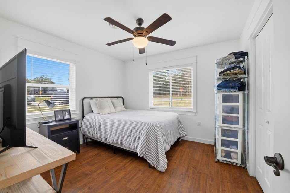 205 Baker Ave Nw - Photo 3 of 15