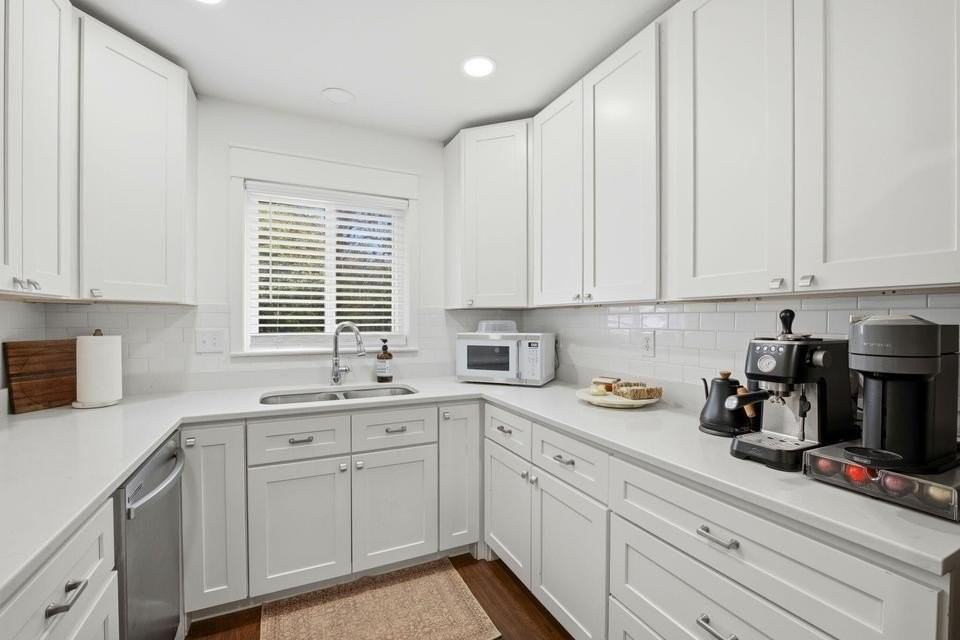 205 Baker Ave Nw - Photo 7 of 15