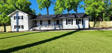 featured image of 1390 White Oak St Se