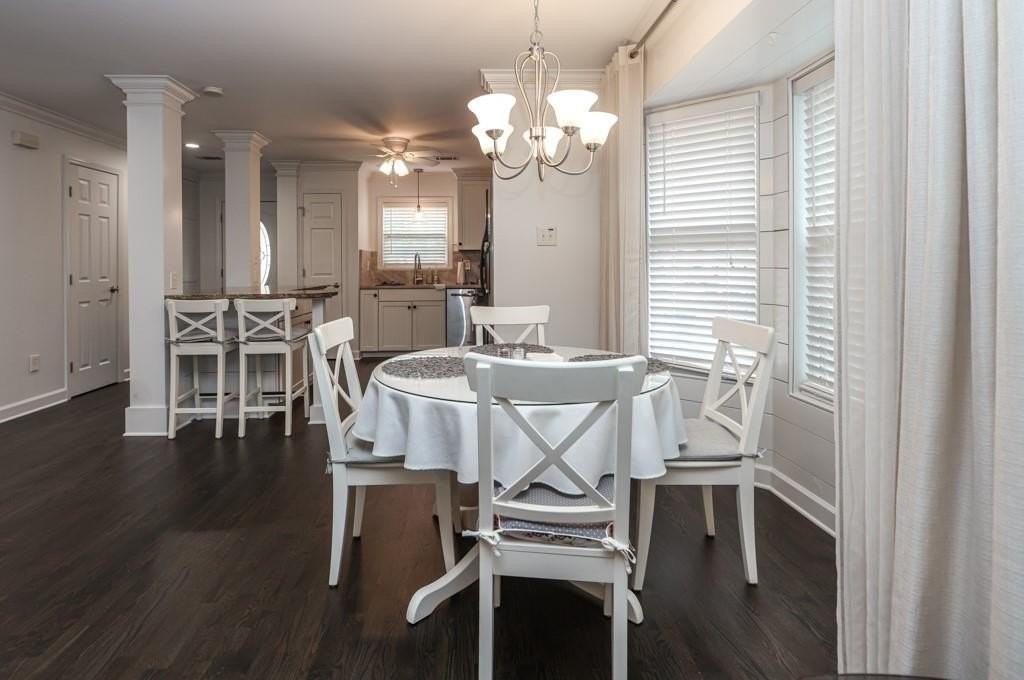 5019 Village Green Way - Photo 4 of 24