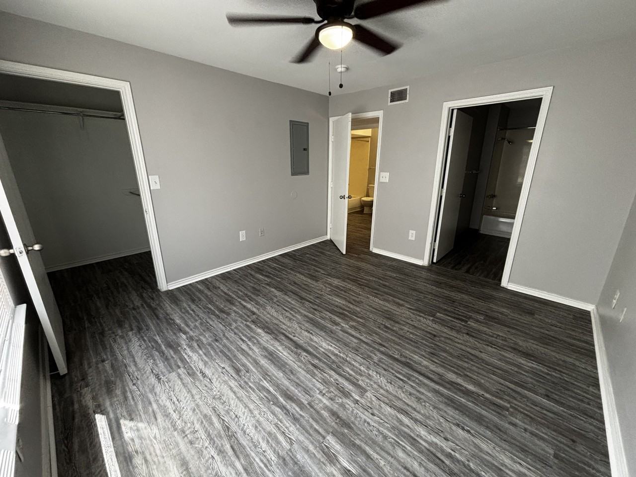 3817 S. Veterans Blvd-717 #717-50 - Photo 5 of 13