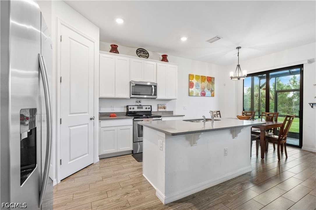 16360 Palmetto St - Photo 3 of 35