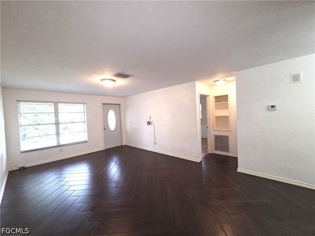 1213 Sw 48th Ter #B - Photo 2 of 21
