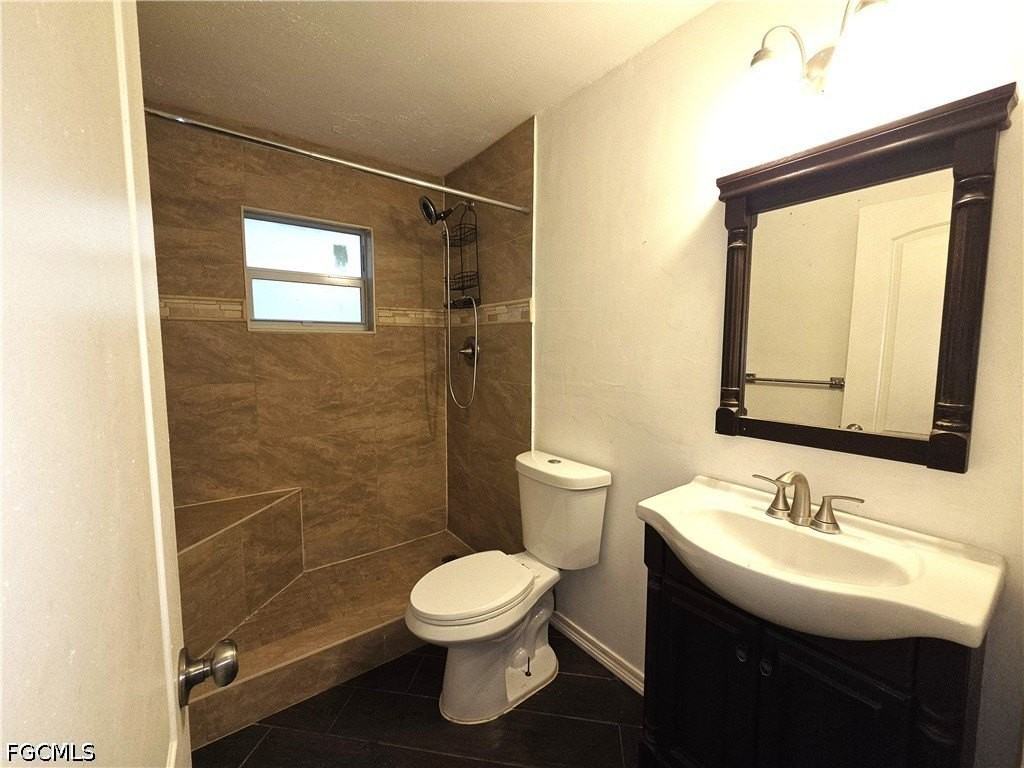 1213 Sw 48th Ter #B - Photo 7 of 21