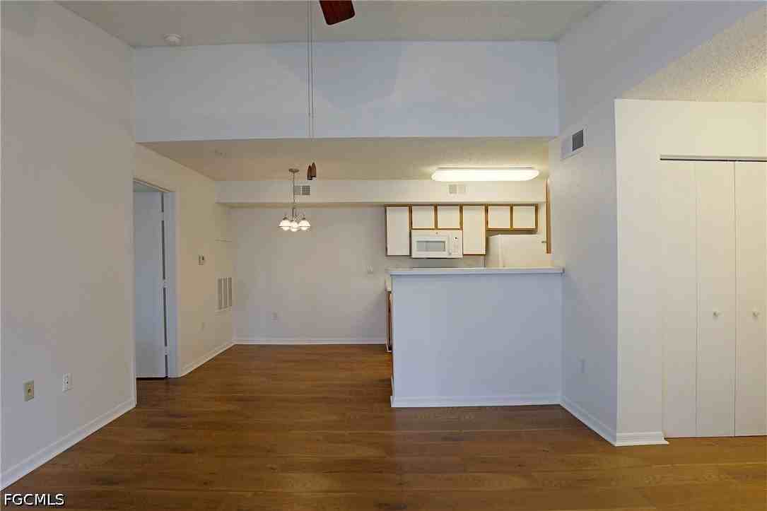12561 Equestrian Cir #812 - Photo 5 of 8