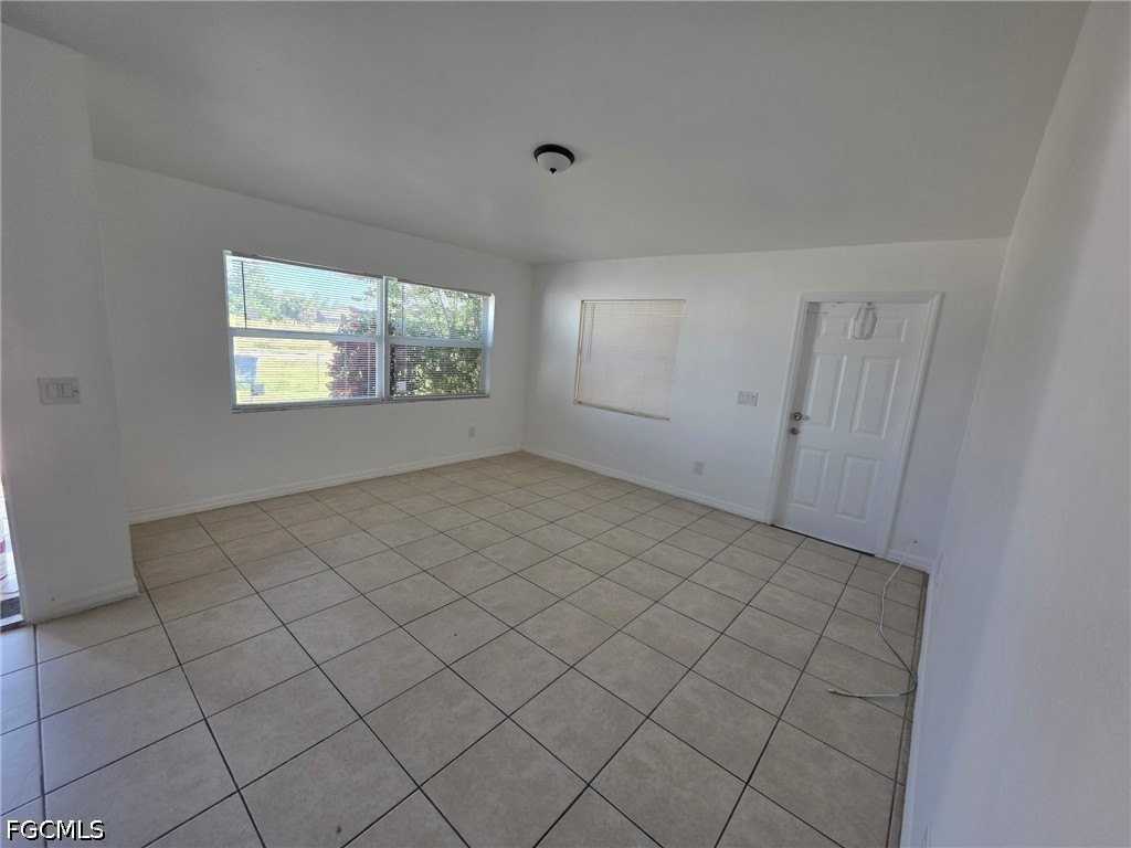 1248 Columbus Blvd #B - Photo 2 of 16