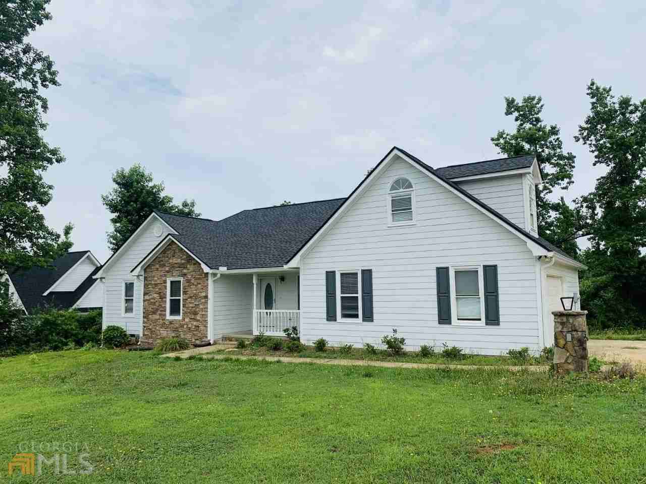 61 Garden Hills Dr