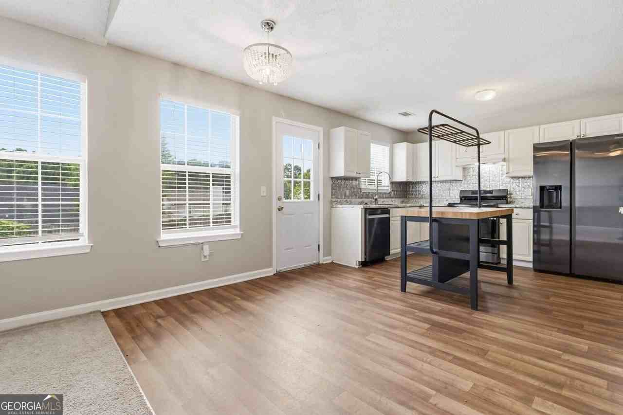 2922 Knoll View Pl - Photo 7 of 12
