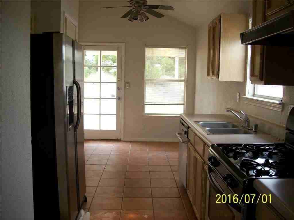 11793 Corona Crest Ave - Photo 2 of 31
