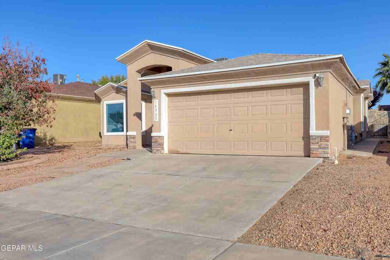 14325 Woods Point Ave - Photo 2 of 40