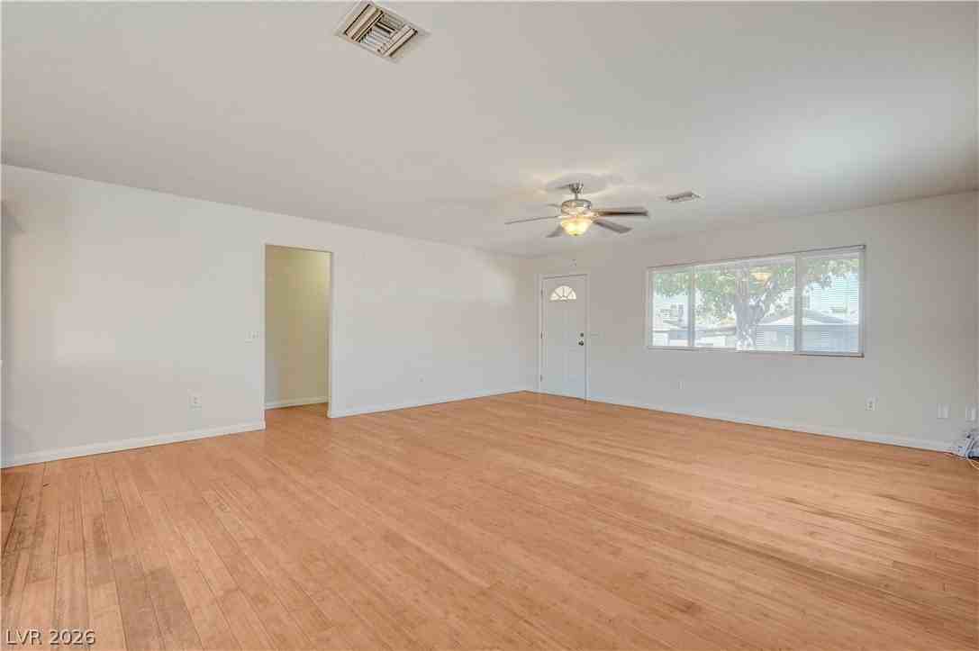 550 National St #550 - Photo 6 of 25