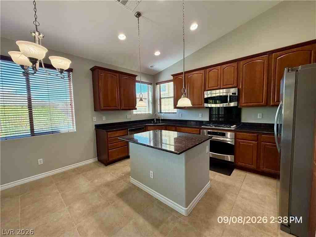 2721 Auchmull St - Photo 6 of 50