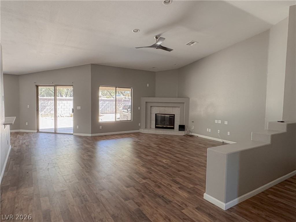 1286 Autumn Wind Way - Photo 3 of 17