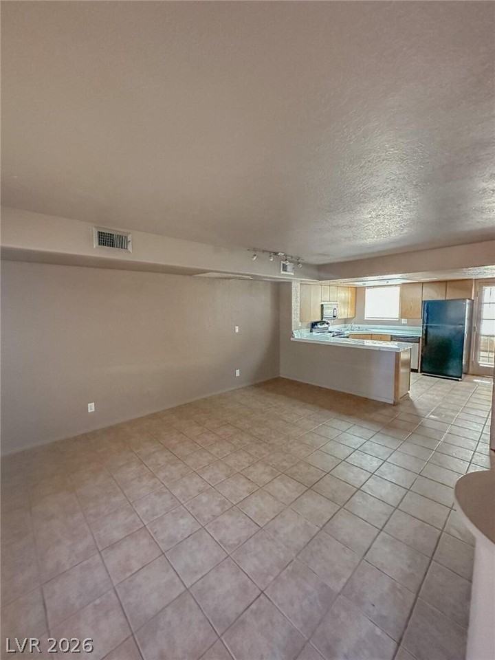 423 Las Casitas Way - Photo 4 of 22