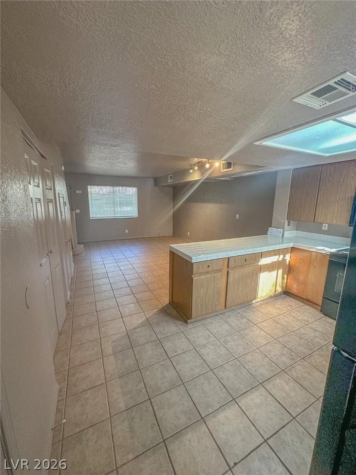 423 Las Casitas Way - Photo 5 of 22