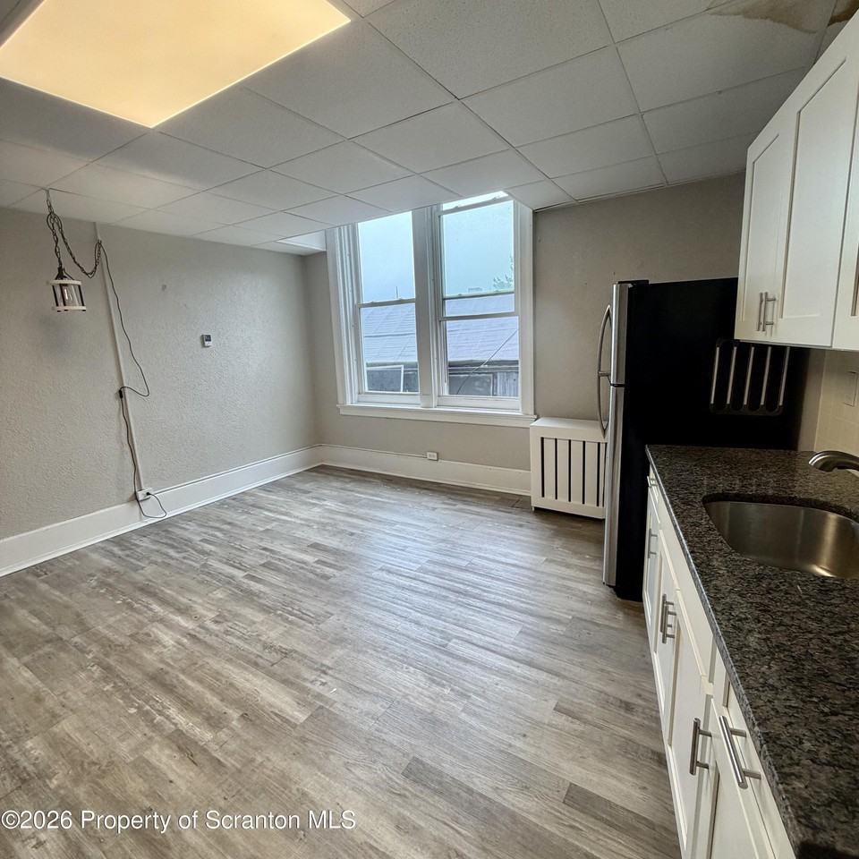 102 Delaware Ave #2A - Photo 3 of 13