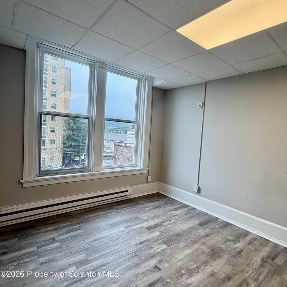 102 Delaware Ave #3B - Photo 6 of 8