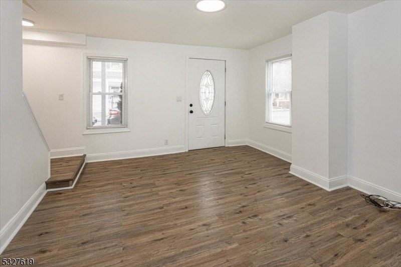 29 Washington St - Photo 5 of 25