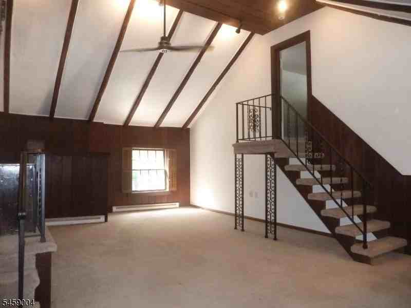 89C Asbury Rd - Photo 5 of 20
