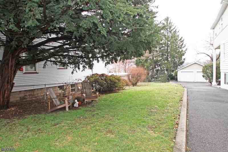 43 Walnut St #1 - Photo 6 of 35