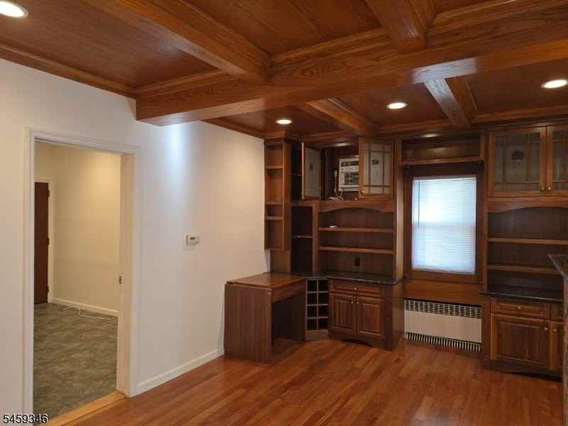 428 Franklin Ave - Photo 2 of 11