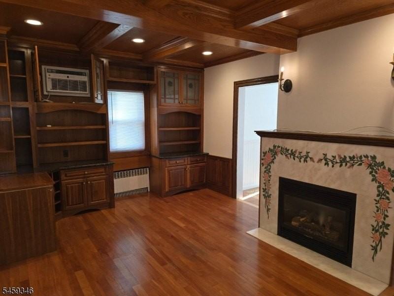 428 Franklin Ave - Photo 4 of 11