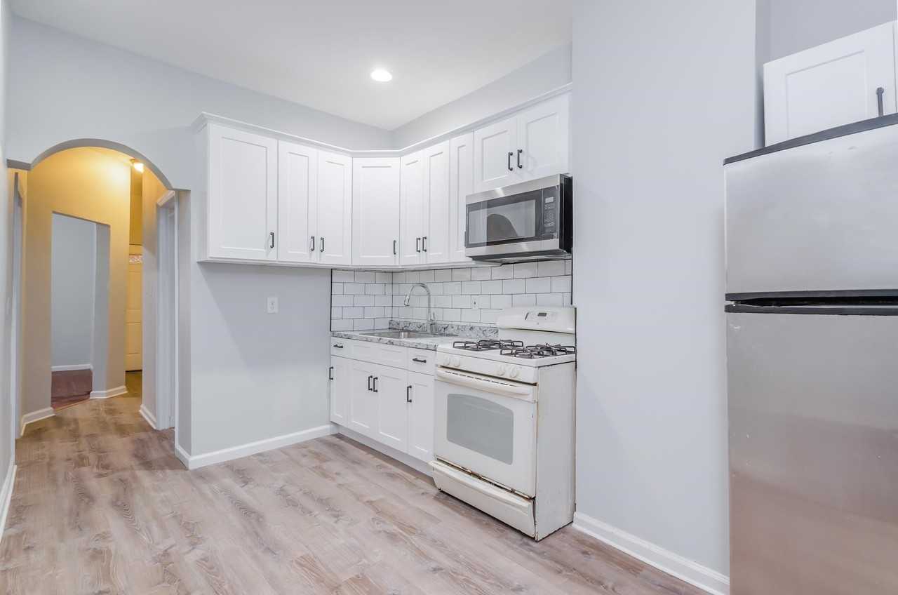 107 Grant Ave #1 - Photo 4 of 13