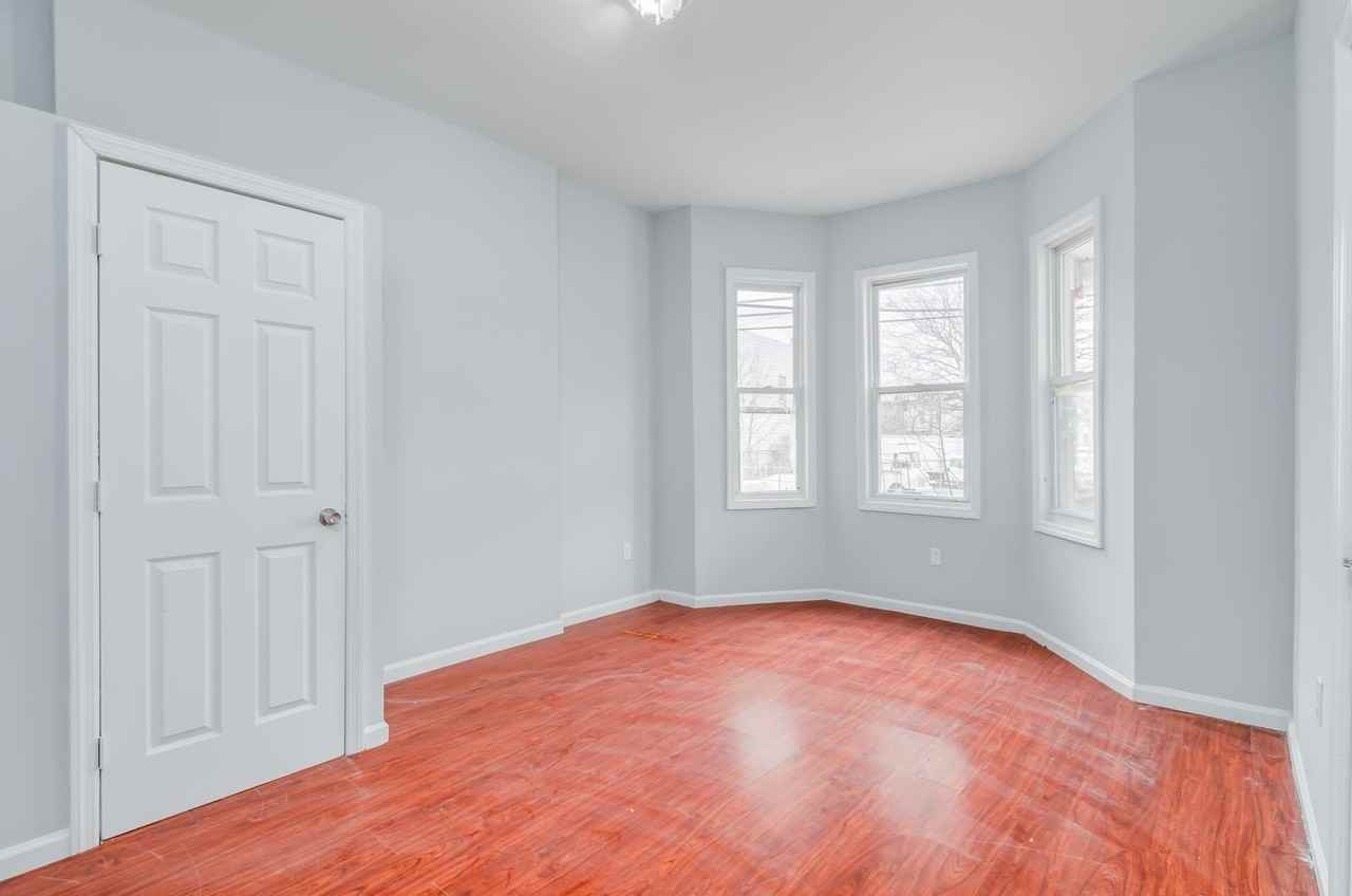 107 Grant Ave #1 - Photo 6 of 13