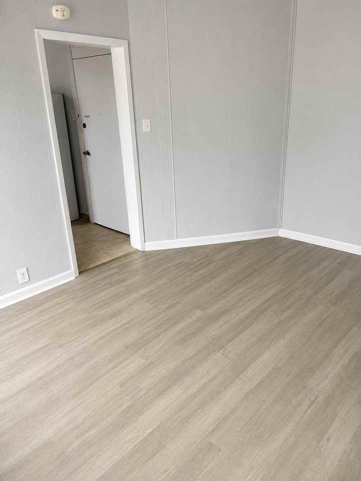 792 Broadway - Photo 7 of 12