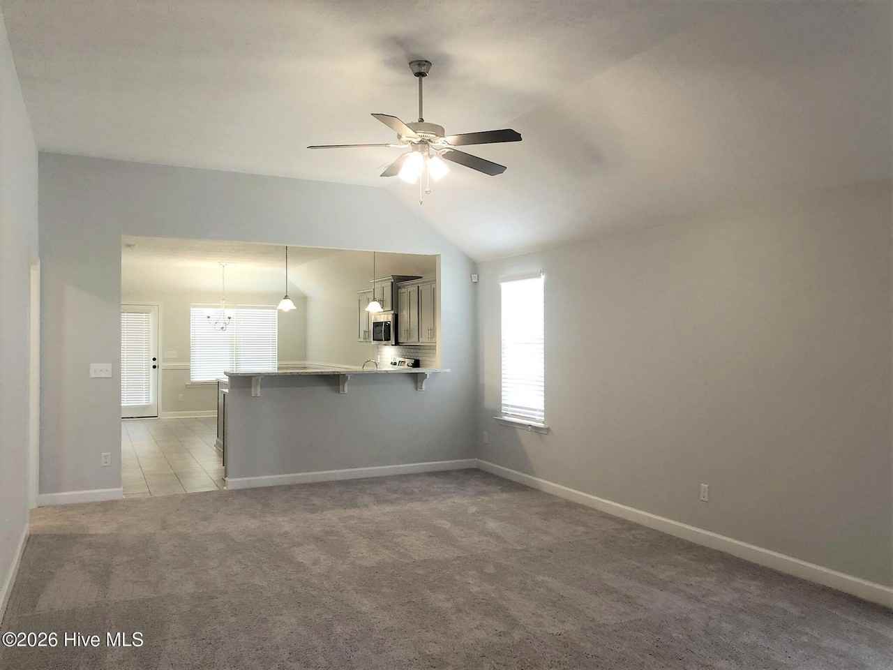 851 Goodale Dr - Photo 4 of 20