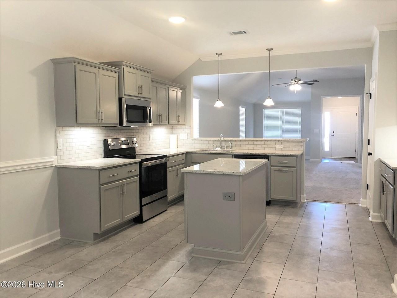 851 Goodale Dr - Photo 5 of 20
