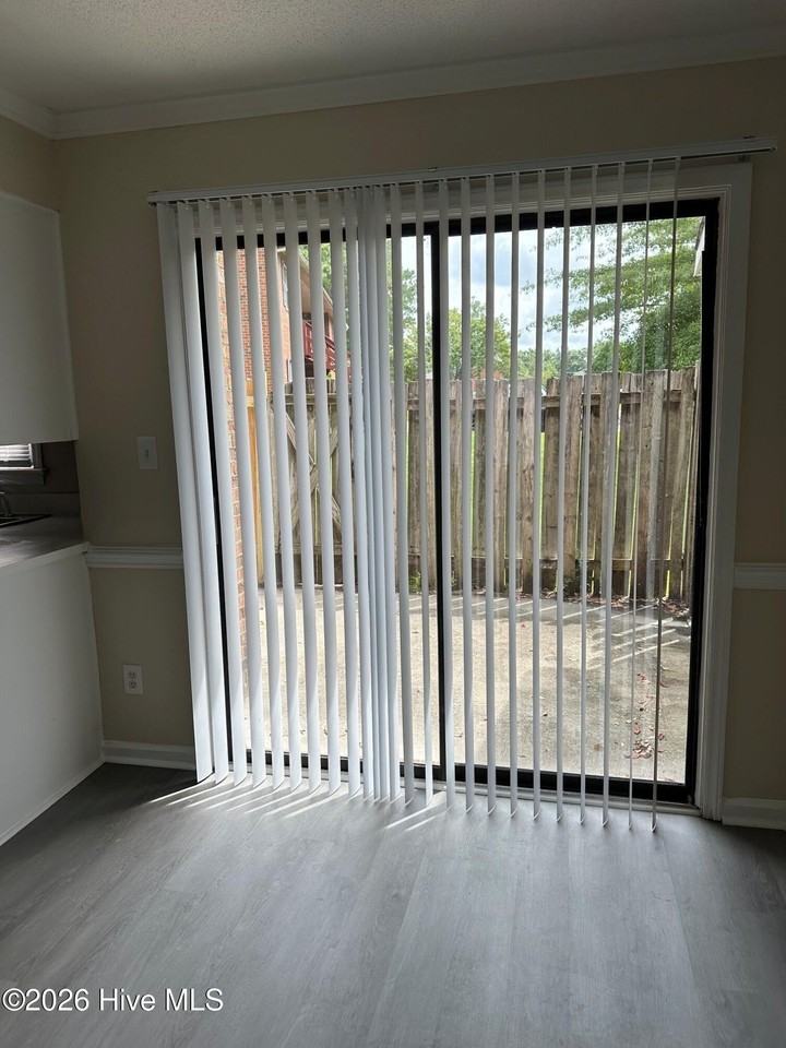 113 Concord Dr #A - Photo 5 of 12