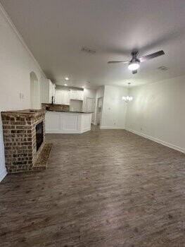 6103 73rd St #B - Photo 5 of 21