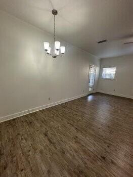 6103 73rd St #B - Photo 6 of 21
