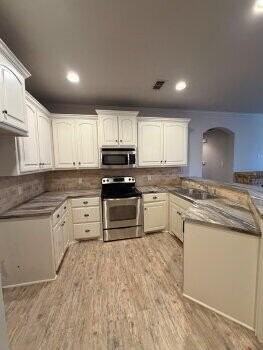 6107 73rd St #A - Photo 6 of 17