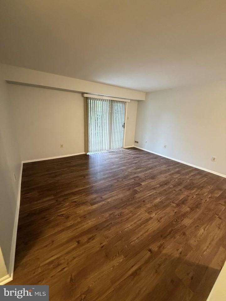 3505 Society Pl - Photo 3 of 14