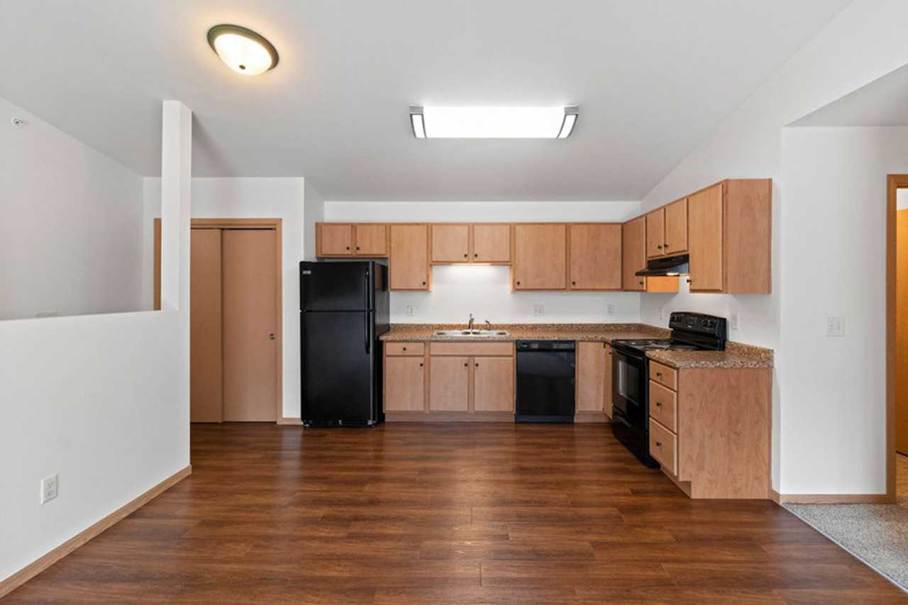 631 32nd Street N - Photo 2 of 50