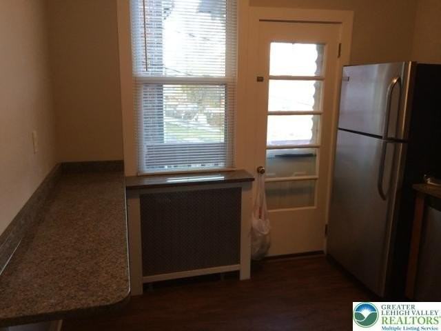 1324 W Broad St #2 - Photo 5 of 5
