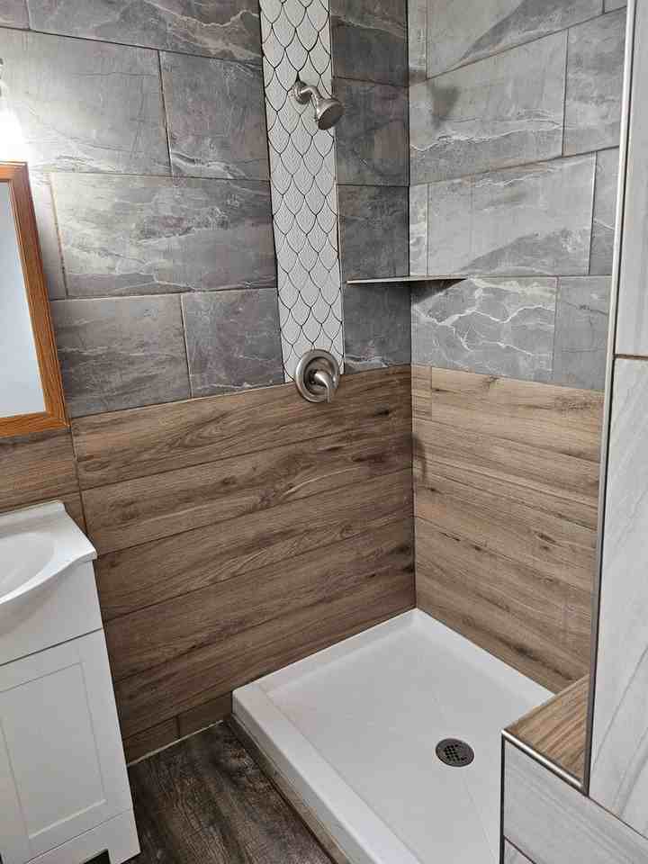 414 E Virginia St - Photo 5 of 9